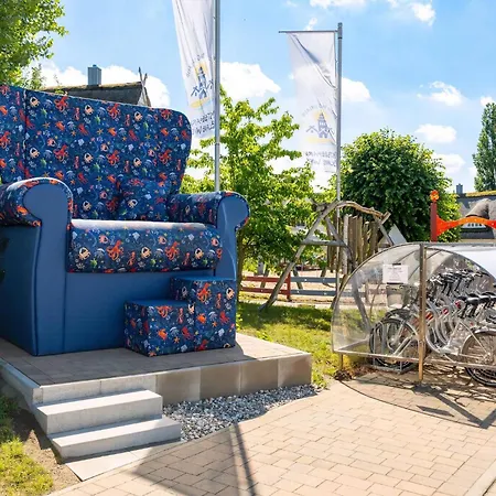 Holiday home Gemuetliches Haus Mit Garten Und Gemeinsamem Pool *