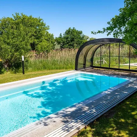 Gemuetliches Haus Mit Garten Und Gemeinsamem Pool * Gramkow